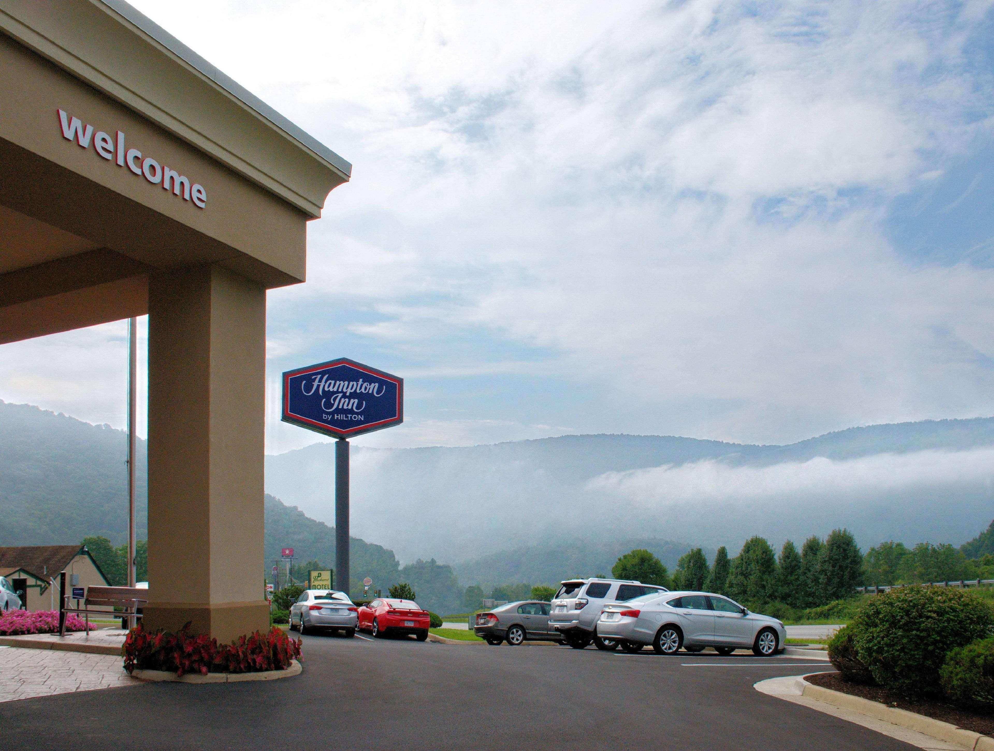 Hampton Inn Covington Va Eksteriør billede