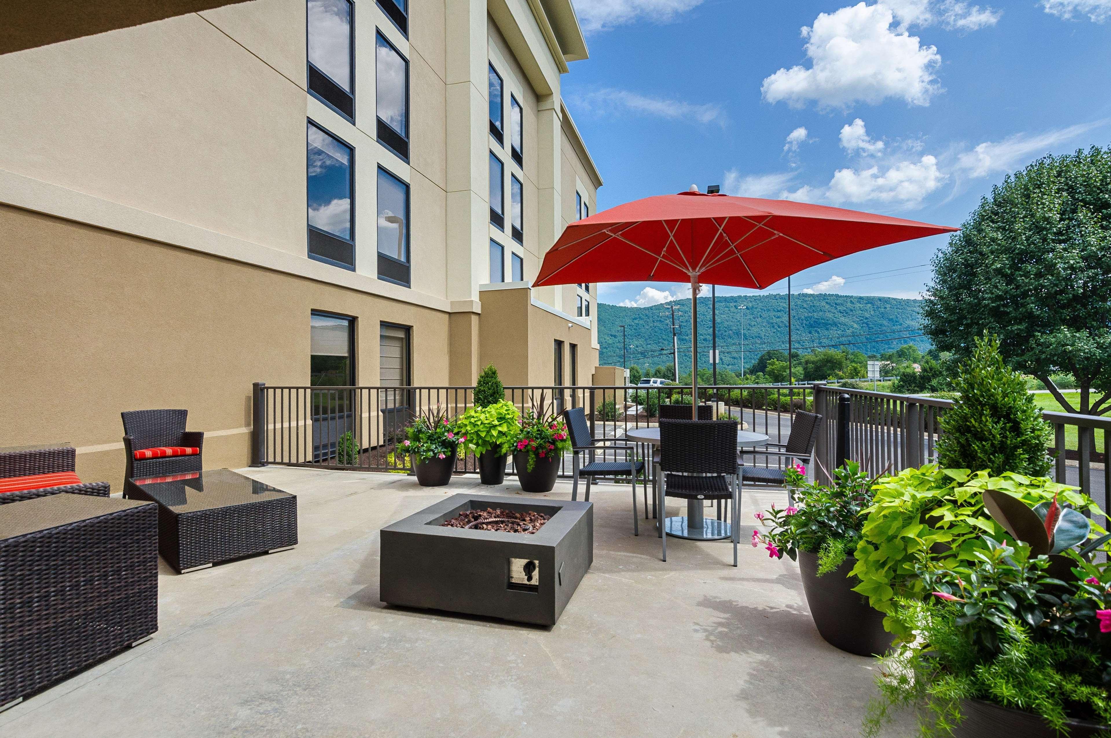 Hampton Inn Covington Va Eksteriør billede