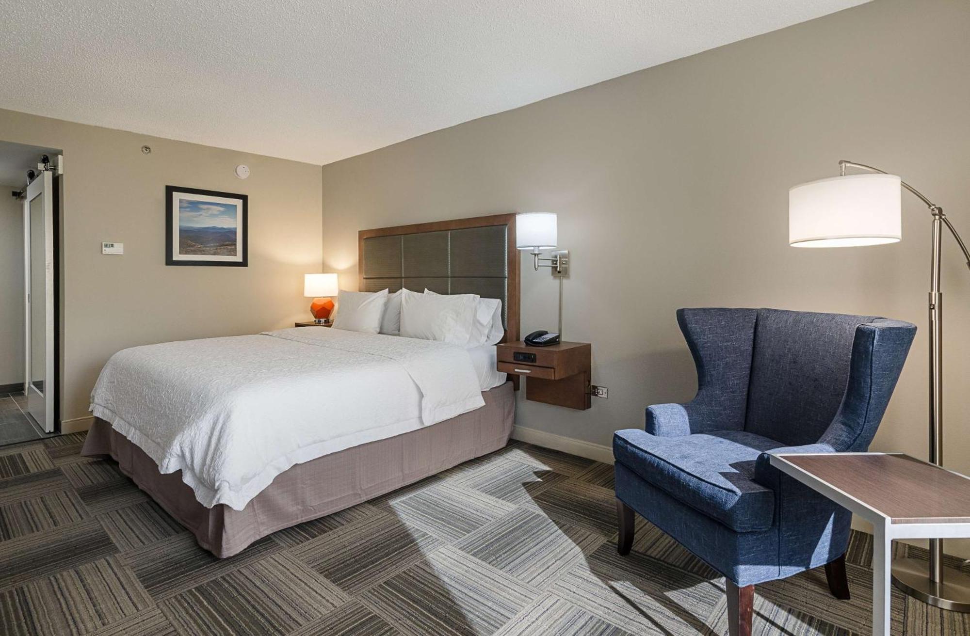 Hampton Inn Covington Va Eksteriør billede